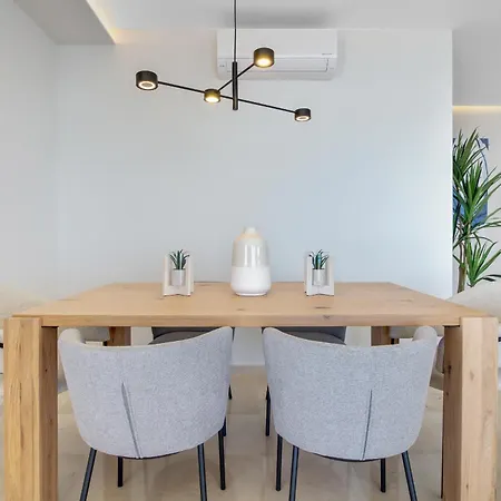 Santa Clara Modern & Exclusive Seafront Торремолинос