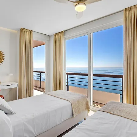 Lägenhet Santa Clara Modern & Exclusive Seafront Torremolinos