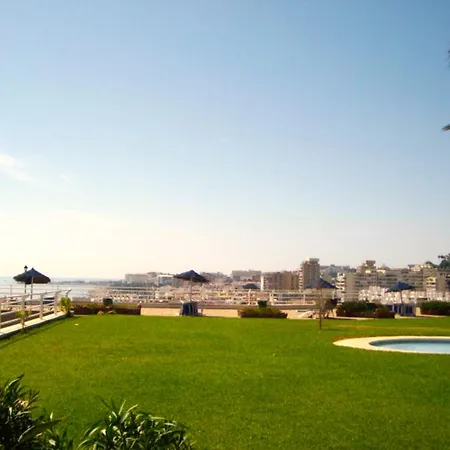 Santa Clara Modern & Exclusive Seafront Lägenhet *