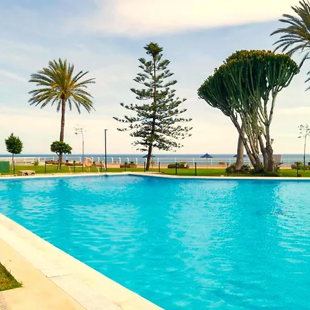 Lägenhet Santa Clara Modern & Exclusive Seafront Torremolinos