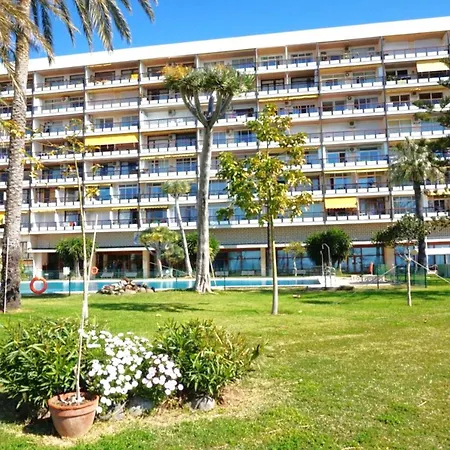 Santa Clara Modern & Exclusive Seafront Lägenhet *