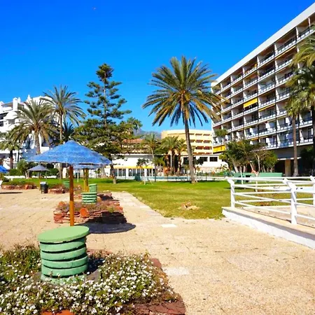 Апартаменти Santa Clara Modern & Exclusive Seafront