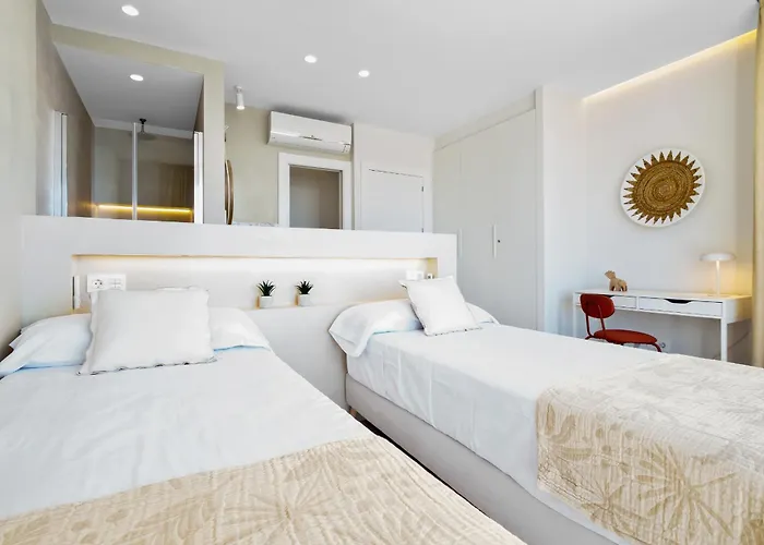 Santa Clara Modern & Exclusive Seafront Appartement