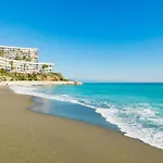 Santa Clara Modern & Exclusive Seafront * 托雷莫利诺斯