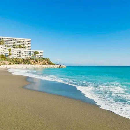 Santa Clara Modern & Exclusive Seafront * 토레몰리노스
